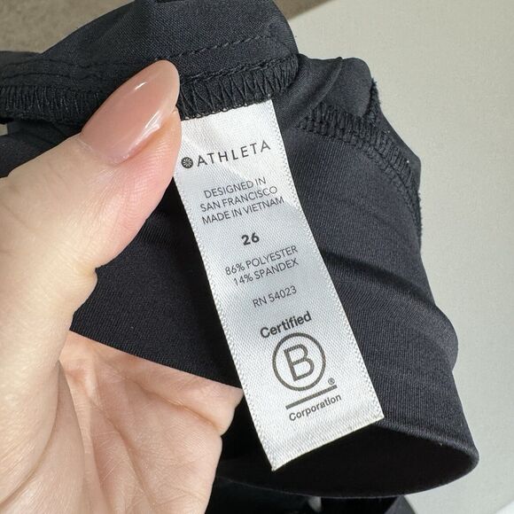 Athleta Womens Sweat Pants 26 Black Venture Jogger Pleated Gorpcore Performance - Picture 12 of 13